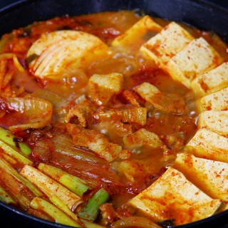 돼지고기김치찌개 (900g)